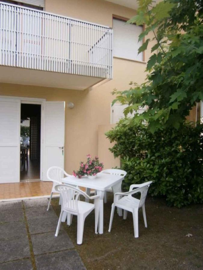 Holiday Home In Bibione 24439 Екстер'єр фото